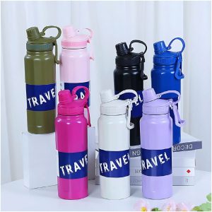 Termos TRAVEL con boquilla flip y mosquetón en verde, rosa, negro, azul, fucsia, blanco y lila | Importaciones Bogotá