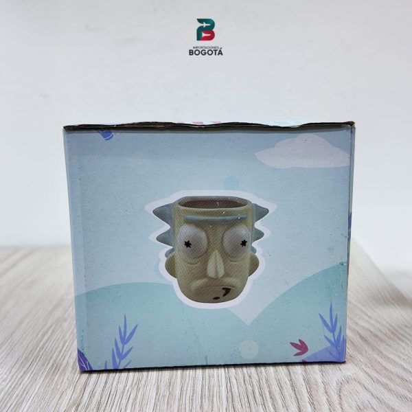 Caja ilustrada del Mug 3D Rick and Morty, lista para regalo.