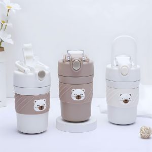 Termo Oso Polar 450 ml con tapa de botón, pitillo abatible y asa, colores blanco, crema y taupe | Importaciones Bogotá