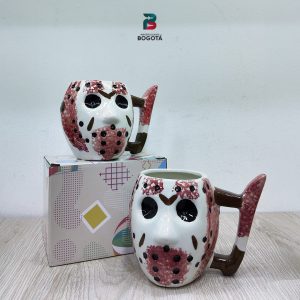Mug Jason Voorhees 3D con asa en forma de cuchillo — vista principal con caja | Importaciones Bogotá