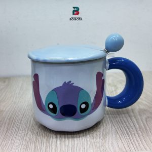 Mug Stitch azul con tapa y cucharita — cerámica esmaltada | Importaciones Bogotá