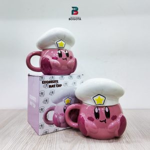 Mug Kirby con tapa y sombrero estrella — vista principal con caja | Importaciones Bogotá