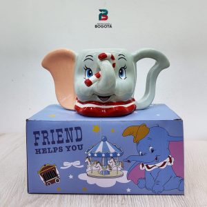 Mug Dumbo 3D Disney con orejas y trompa en relieve — vista principal con caja | Importaciones Bogotá