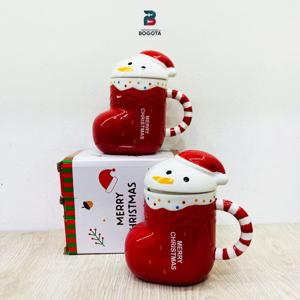 Taza navideña de cerámica con forma de bota roja y tapa de muñeco de nieve